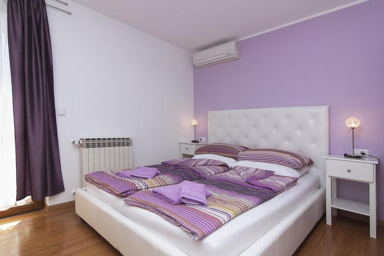 Apartments Cvek โรวีน ภายนอก รูปภาพ