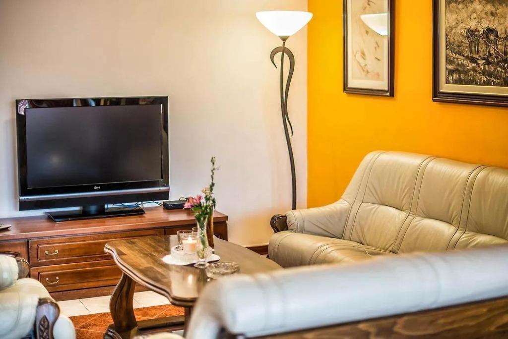 Apartments Cvek โรวีน ภายนอก รูปภาพ