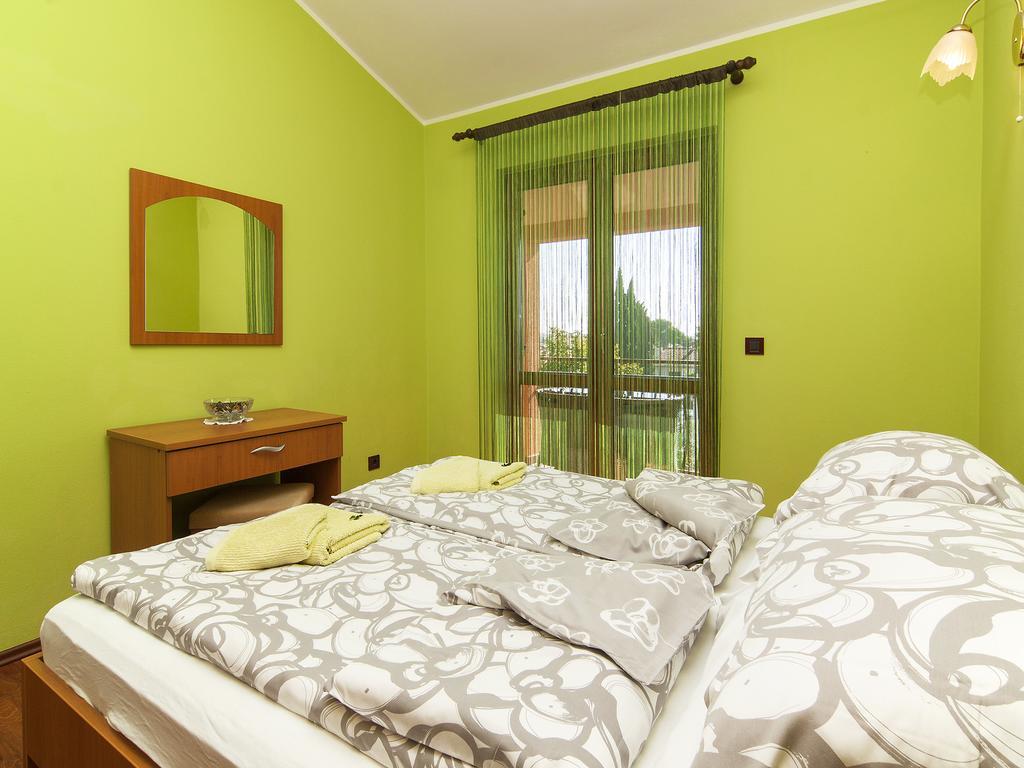 Apartments Cvek โรวีน ภายนอก รูปภาพ