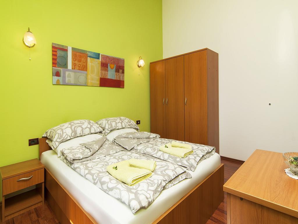 Apartments Cvek โรวีน ห้อง รูปภาพ
